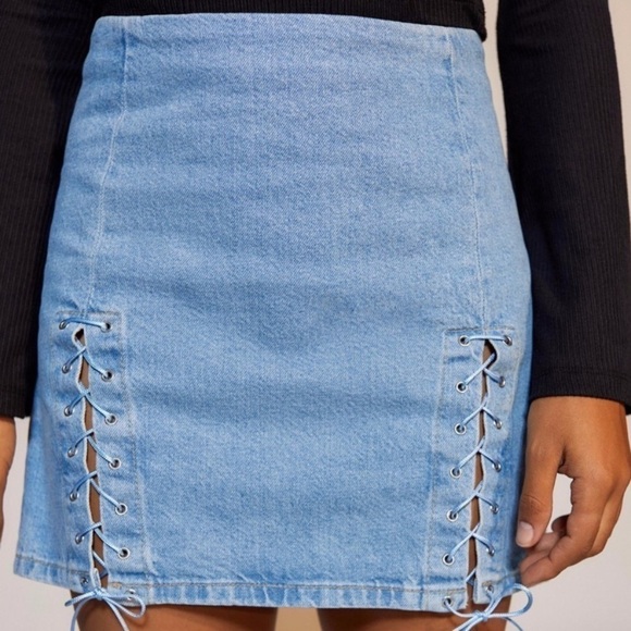 Urban Outfitters Dresses & Skirts - NWT Urban Outfitters UO BDG Rebecca Lace Up Denim Mini Skirt Light Wash